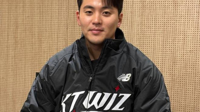 “또 만났네?” KIA 절친 최원준-선배 한승혁 만난 한승택…KIA에 남고 싶진 않았을까 [SS수원in]