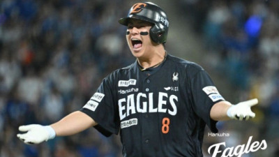 드디어 떴다…노시환, 한화와 다년계약 체결 ‘11년 307억 원’에 사인 완료