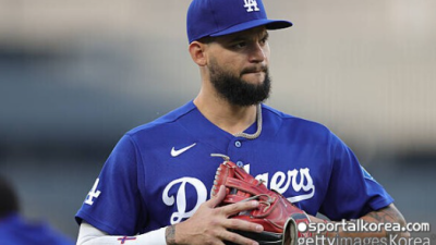 이게 말이 되나? 27홈런·OPS 0.774인 선수가 8번 타자, '슈퍼 팀' 다저스, 이들이 승리할 수밖에 없는 이유