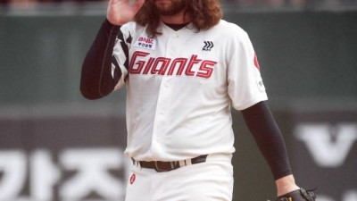 롯데에 보류권 해지 요청 사직 예수 KBO 복귀하나 했더니, 뜬금포 소식?