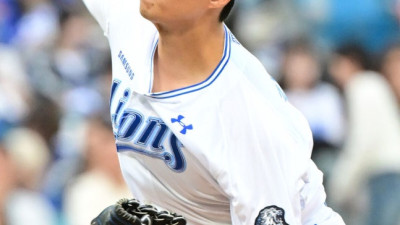 통증 1도 없다 팔꿈치 수술 받은 156km 파이어볼러