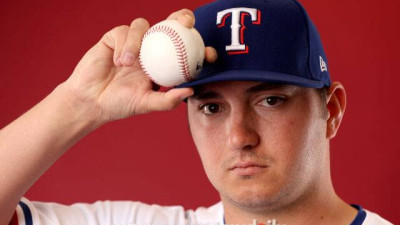 'ERA 12점대' 한화 14억 이 선수 전격 韓 입성, 폰세+와이스처럼 美 컴백 가능할까…156km 파트너+대만 국대와 함께 한다