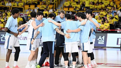 창원에서는 역전의 ‘독침’을… 손창환 감독이 써낸 기적 “출혈이 큰 건 쓰라리지만…”