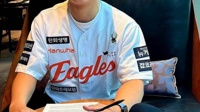 발빠르게 움직였다! '1호' 주인공은 한화…154㎞ 대만 좌완 영입 팬 열정 사랑 대단한 팀