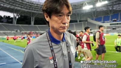 '감독 망언→장관 격노'...'홍명보호 1승 제물 떴다!' 월드컵 조별 상대 남아공