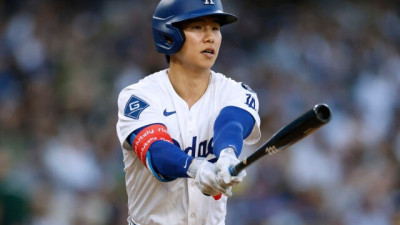 이게 다저스 혜성특급이다, 잘 치지 잘 달리지 잘 받지…