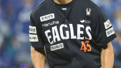 이대호 소신 발언! 정우주 같은 선수들은 한국 미래를 봐서 선발 투수로 키워야 해