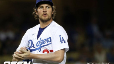 사회인 팀에도 안 통한다, 한국에 가라 사이영상 투수가 어쩌다…