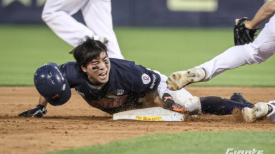 ‘충격’ 롯데 도박 4인방 中 김동혁, 알고 보니 수백만원 썼다…‘선수 초대’ 마일리지도