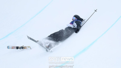 이렇게 위험한데 올림픽 종목이라니…세계 1위 추락에 동료들 눈물 비극적인 순간