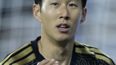 불필요하고 무례한 행동 득점 폭격 손흥민 날벼락