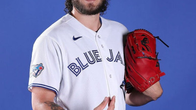 방출될 때는 평범한 투수였는데… 한국 가서 대체 뭘 한 거야? 확 바뀐 폰세 '157k