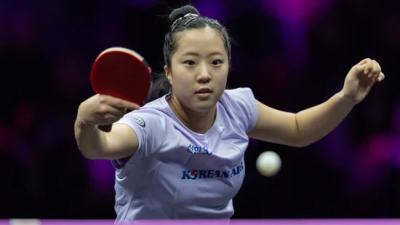 신유빈(대한항공)이 일본 에이스 하리모토 미와와의 맞대결에서 완패했다.