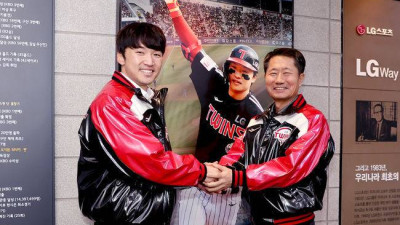 LG 선수들 왜 이래, 낭만 한도 초과…주장 FA는 10억 넘게 페이컷, 투수 FA는 보장 보다 옵션 많이 하자