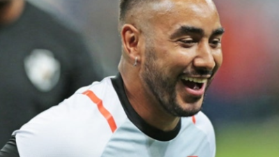 12시간 고문에 300명과 잤다며 능욕 EPL 레전드 파예, 여친 고문 혐의 속 불명예 은퇴 선언 실체는 가학적 악마