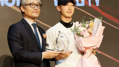 'KIA 이창진 이후 17년만' 개성고 강영은, 2학년이 이영민 타격상 받았다