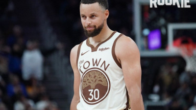 '여전한 커리의 인기?' 지난 시즌 유니폼 판매 순위 TOP10은?