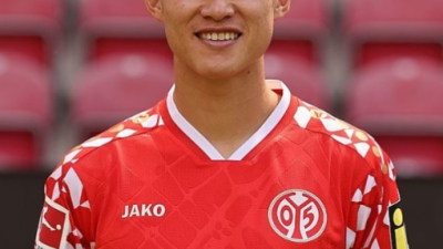 이재성 4강 못 갔다! UECL 우승하고 싶어요 목표 좌절...이재성 빠지니 마인츠 좌초→2-0 앞서고도 0-4 대패로 4강 실패