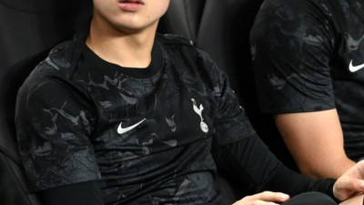 韓 축구 대형 비극, 토트넘 큰 실수했다...한국 뒤흔든 '손흥민 후계자' 실종, 강등