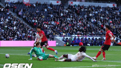 냉정하게 인정할 시간... 홍명보호의 스리백 6개월 준비는 모두 낭비였다