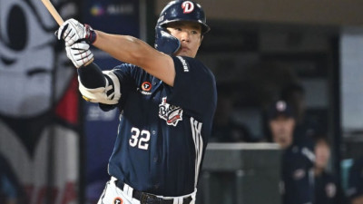 ‘얼마나 배신감 크길래’ 두산, 김재환 프로필 초고속 삭제…은퇴-보상선수-FA는 그대로 남