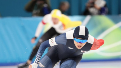 '빙속 간판' 정재원, 매스스타트 결선 진출…3연속 올림픽 메달 '정조준'